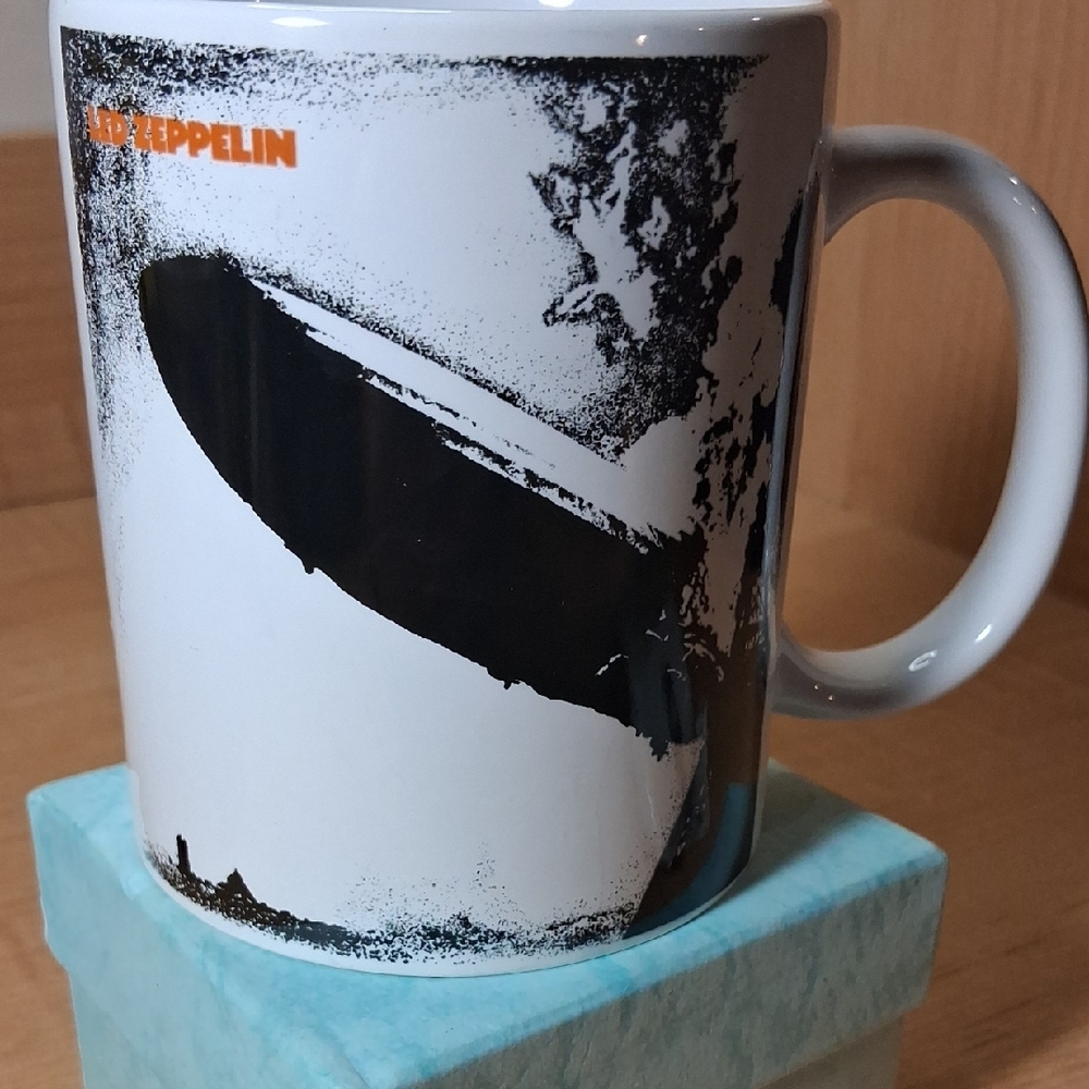 Led Zeppelin Black and White Mug